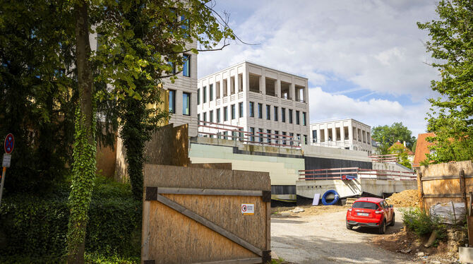 Neue Zentrale für den Oberkirchenrat auf der Gänsheide in Stuttgart: Die Büros sind bald bezugsfertig.  FOTO: LG/ RETTIG