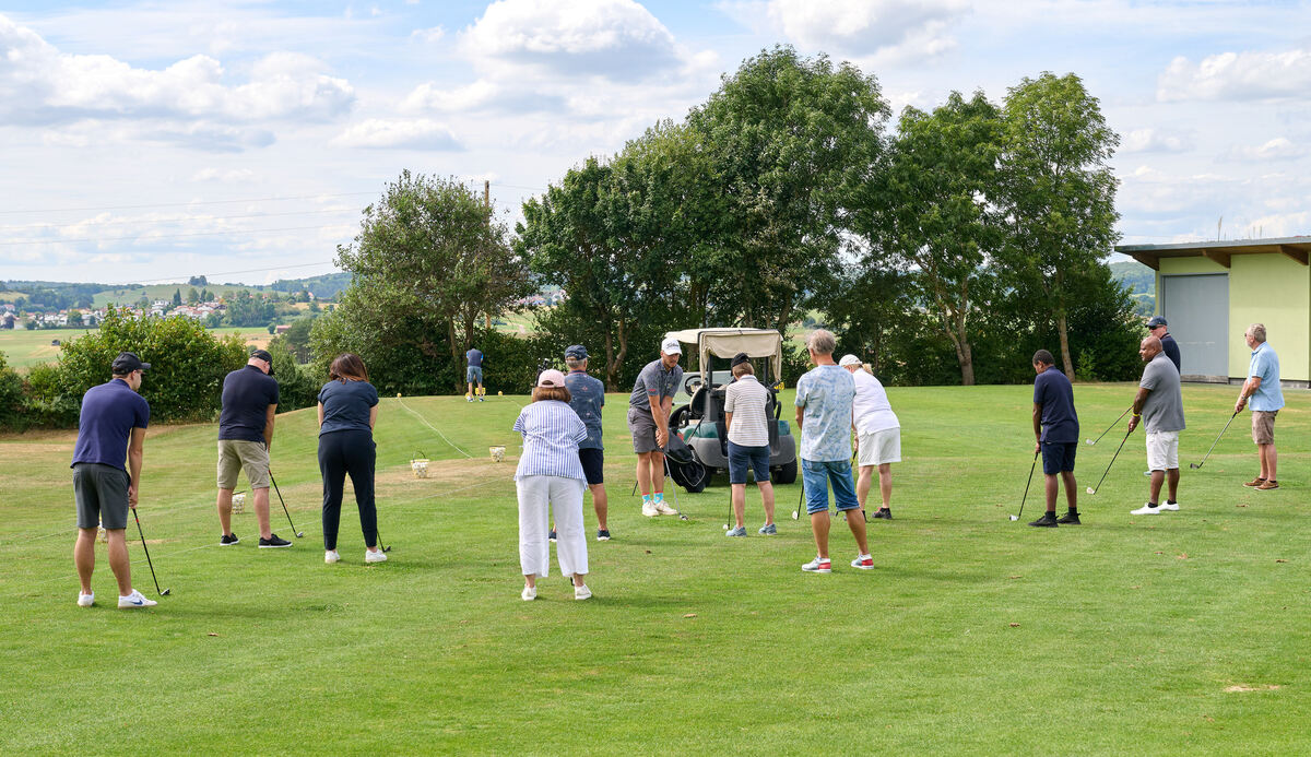 Schnuppergolf_Sonnenbu╠êhl_17_08_2024_Schanz_007