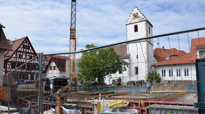 Auf der ehemaligen Jettenburg werden zwei Mehrfamilienhäuser gebaut.