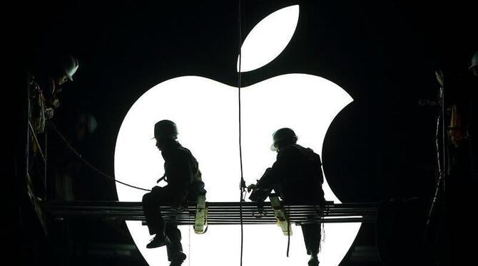 Um eine Job bei einem Apple-Zulieferer in Asien zu ergattern, bezahlten etliche Arbeiter horrende Vermittlungsgebühren. Foto: