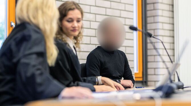 Prozessauftakt Mordanklage nach Verfolgungsfahrt mit Todesfolge Prozessauftakt Mordanklage nach Verfolgungsfahrt mit Todesfolge