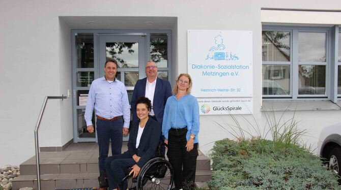 Jens Mews, Geschäftsführer der Diakonie Sozialstation Metzingen, die Inklusionsbeauftragte Natalie Henkel, Frank Uwe Geyer, Ge Jens Mews, Geschäftsführer der Diakonie Sozialstation Metzingen, die Inklusionsbeauftragte Natalie Henkel, Frank Uwe Geyer, Ge