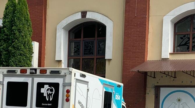 Die mobile Zahnklinik, mit der Dr. Monika Mund und Oksana Janssen unterwegs waren.