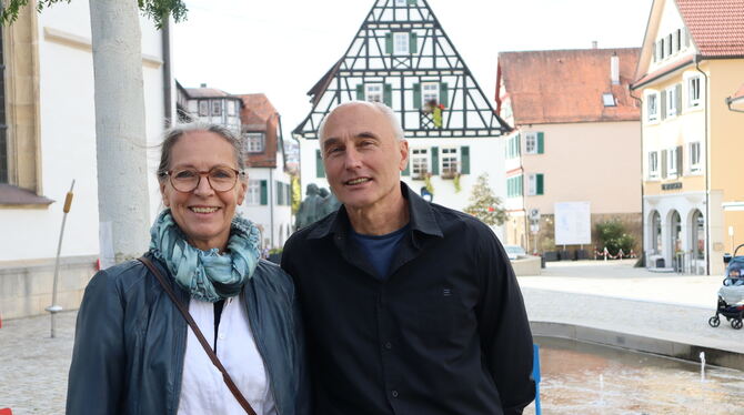 Kulturhaus, Kultur, i'Kuh, Verein, Initiative, Vorstand, Mitglieder Christine Stuhlinger und Sieger Maier sprechen über die Aufgaben der Initiative für ein Kulturhaus Pfullingen (i'Kuh).