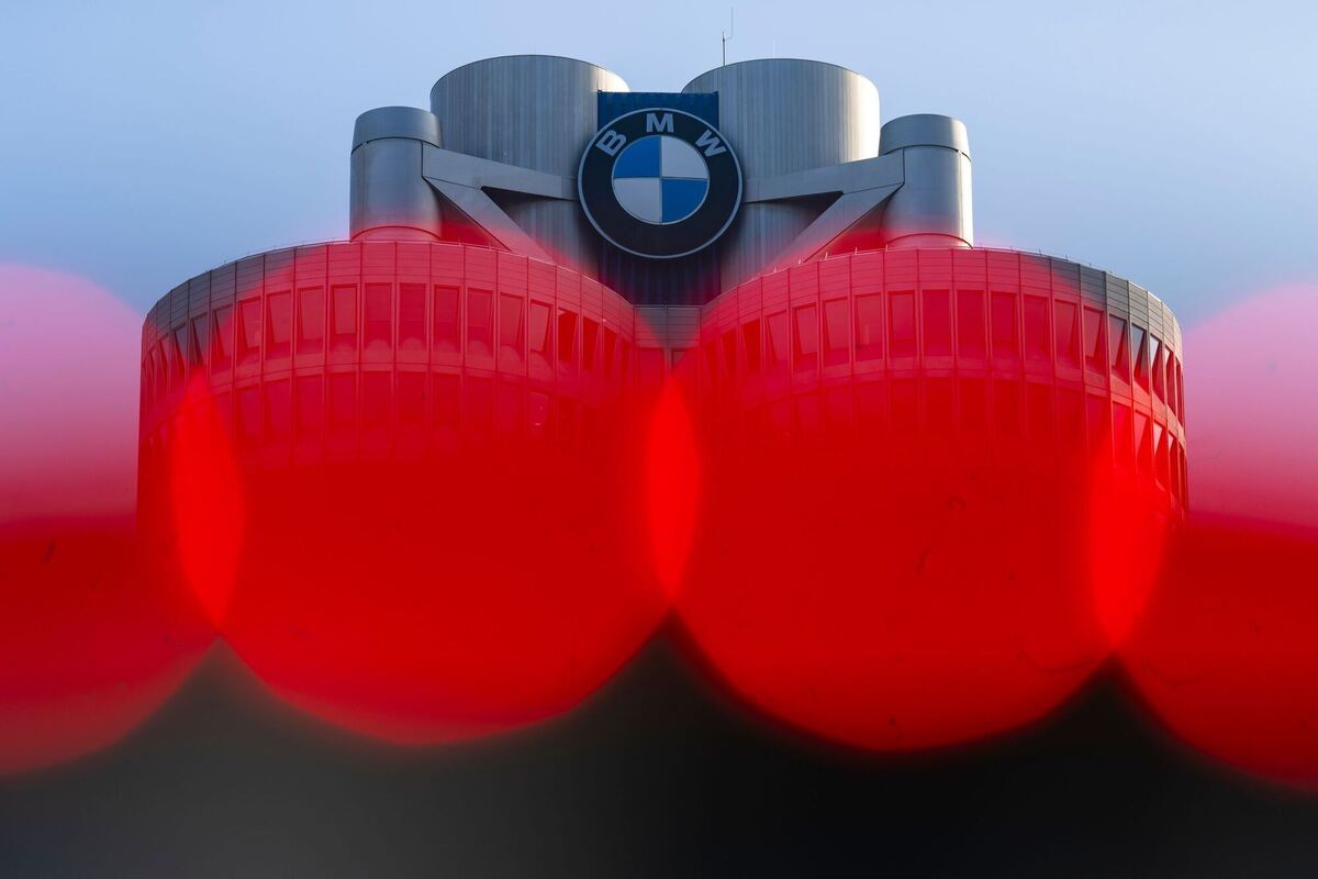 BMW-Gewinn bricht ein wegen China-Schwäche BMW-Gewinn bricht ein wegen China-Schwäche