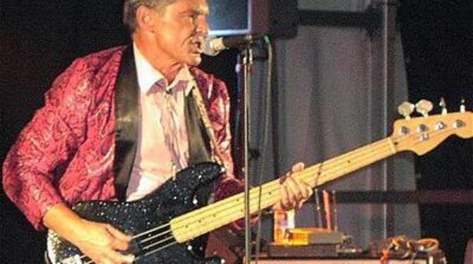 Der Leadsänger von Dr. Quincy heizte dem Publikum mächtig ein.
FOTO: VIT