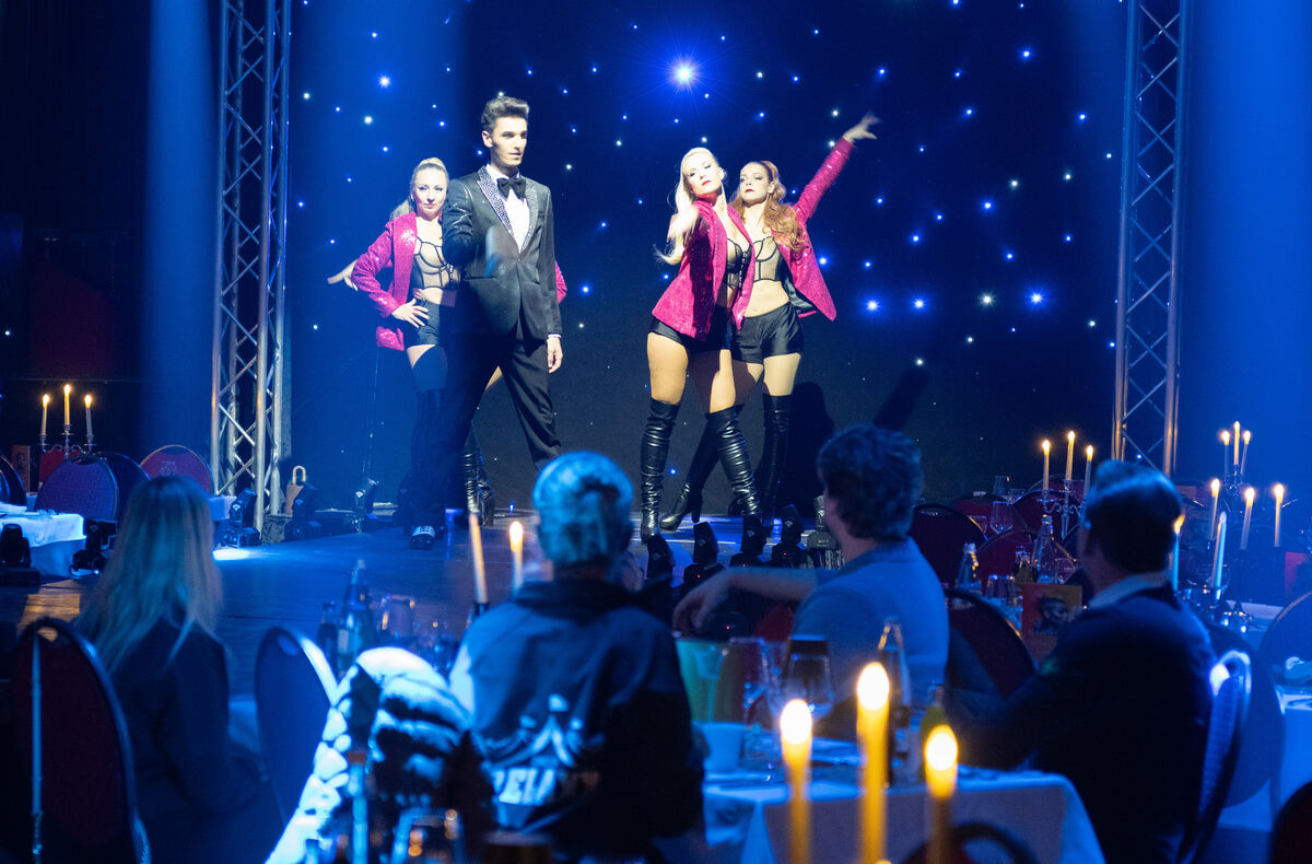 Showpalast_Tü_20_11_2024_Schanz_006