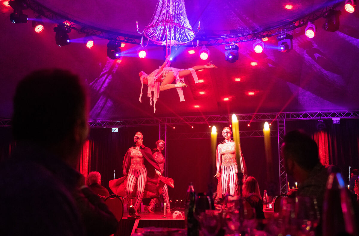 Showpalast_Tü_20_11_2024_Schanz_020