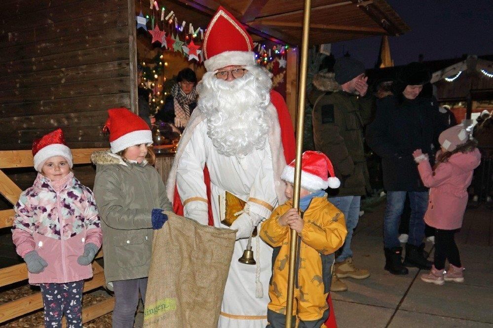 11_24_Weihnachtsmarkt_Muensingen_07