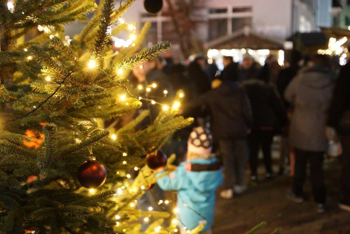 11_24_Weihnachtsmarkt_Muensingen_12
