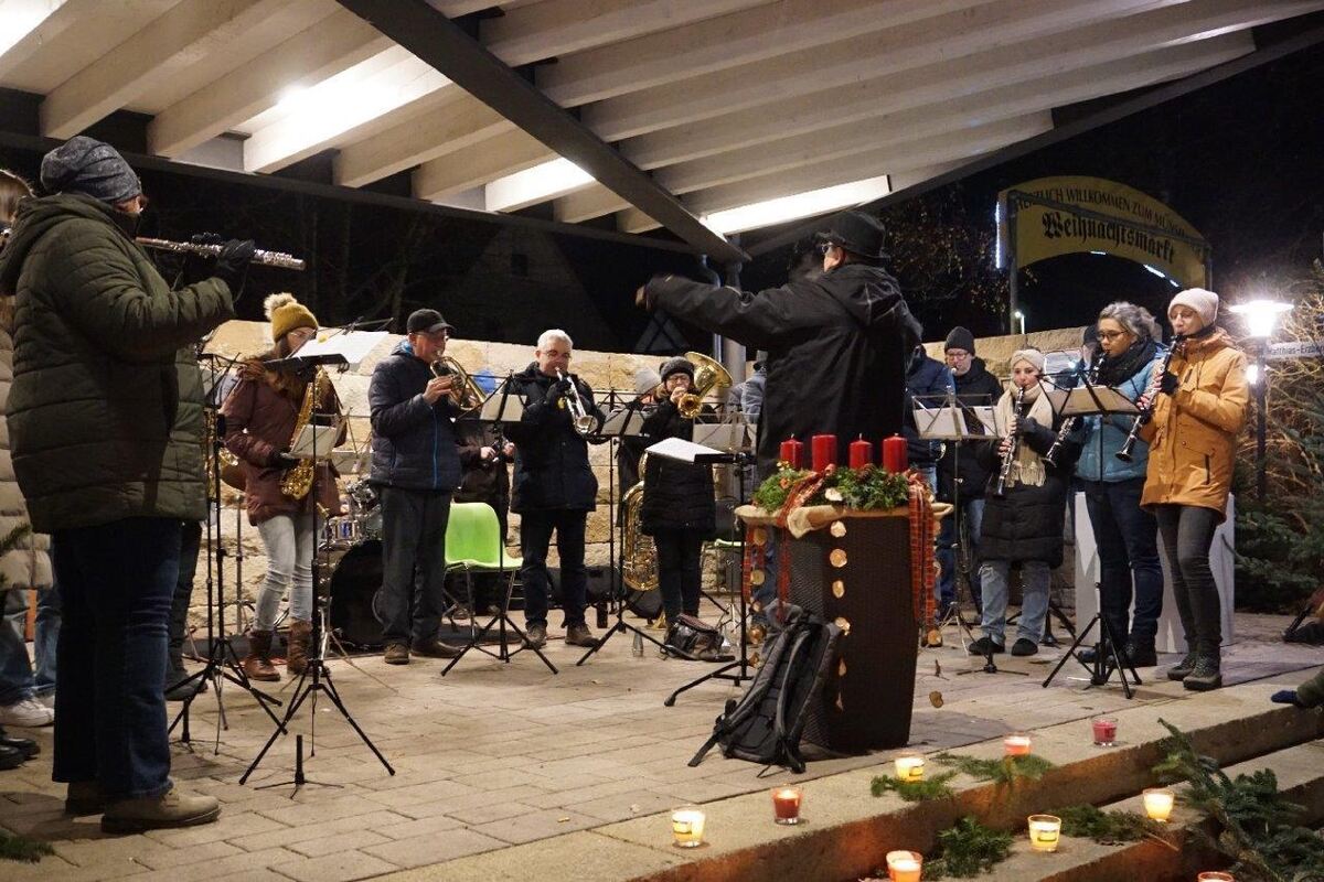 11_24_Weihnachtsmarkt_Muensingen_14