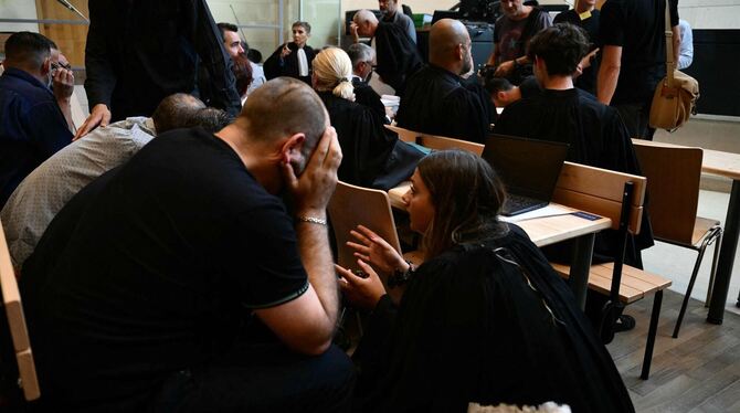 Prozess in Avignon Prozess in Avignon