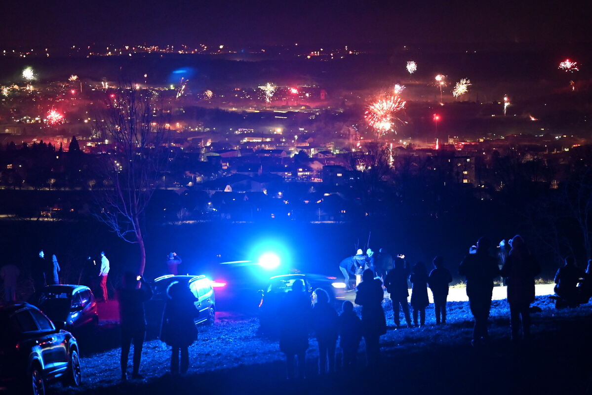 Einsatzfahrt der Polizei in der Neujahrsnacht in Mössingen FOTO MEYER_9072