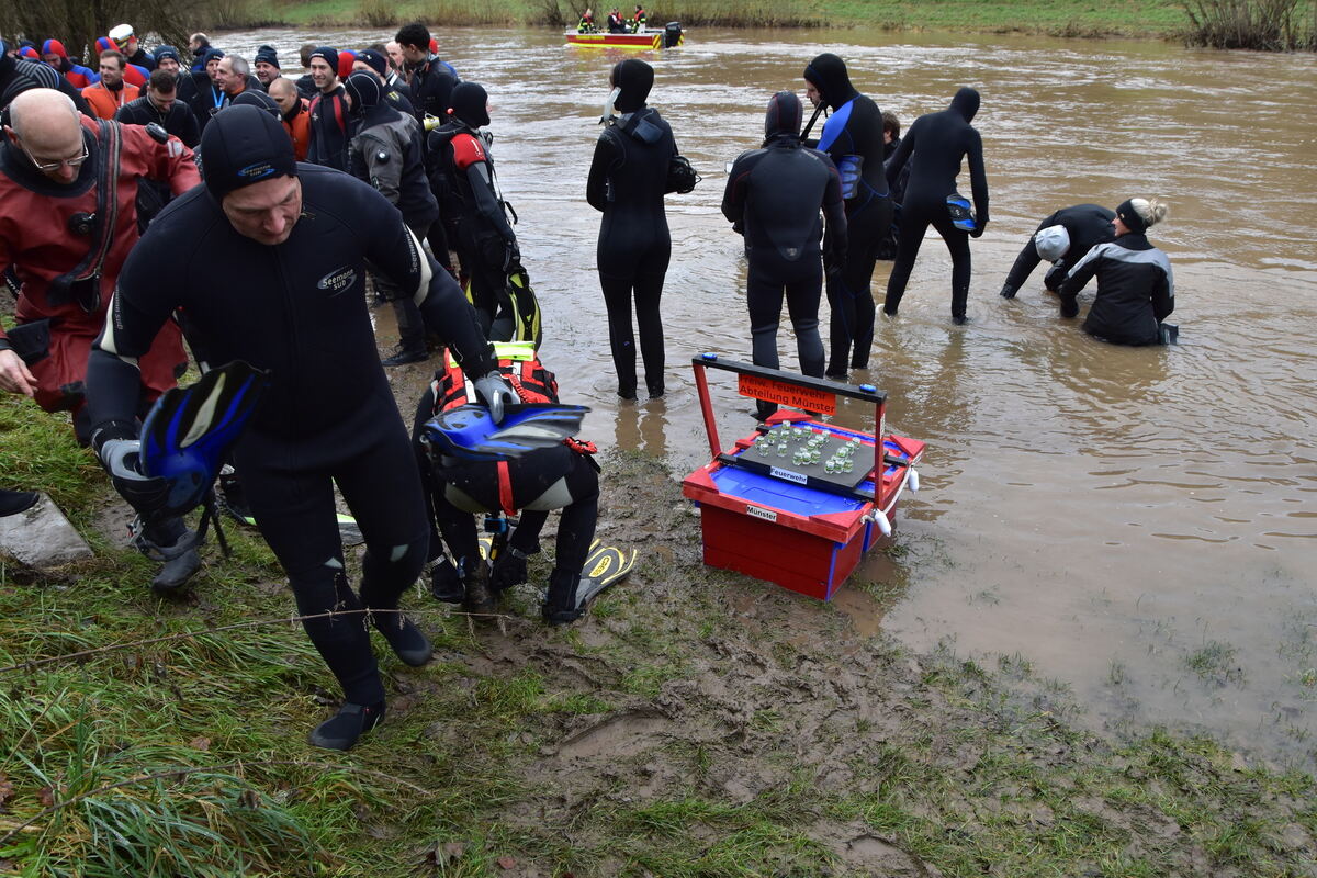 Neckarabschwimmen 6 1 25  FOTO JÜRGEN MEYER_10