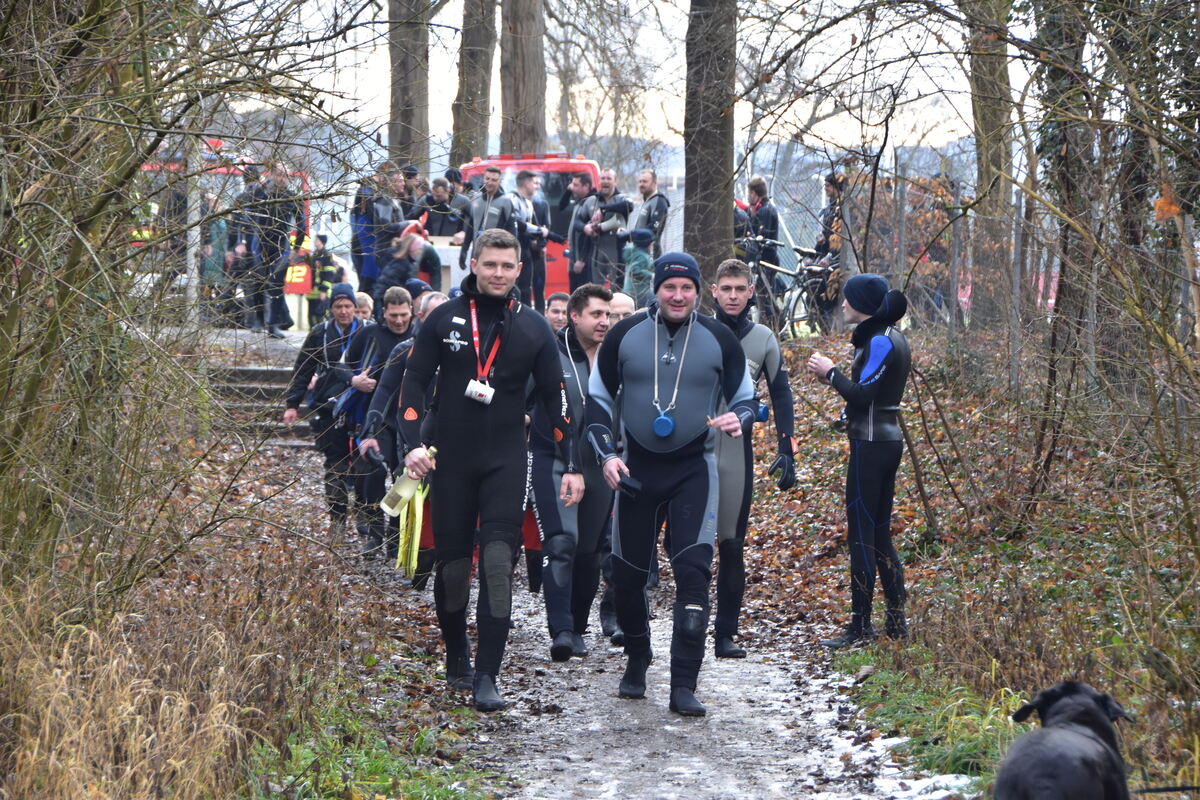 Neckarabschwimmen 6 1 25  FOTO JÜRGEN MEYER_02