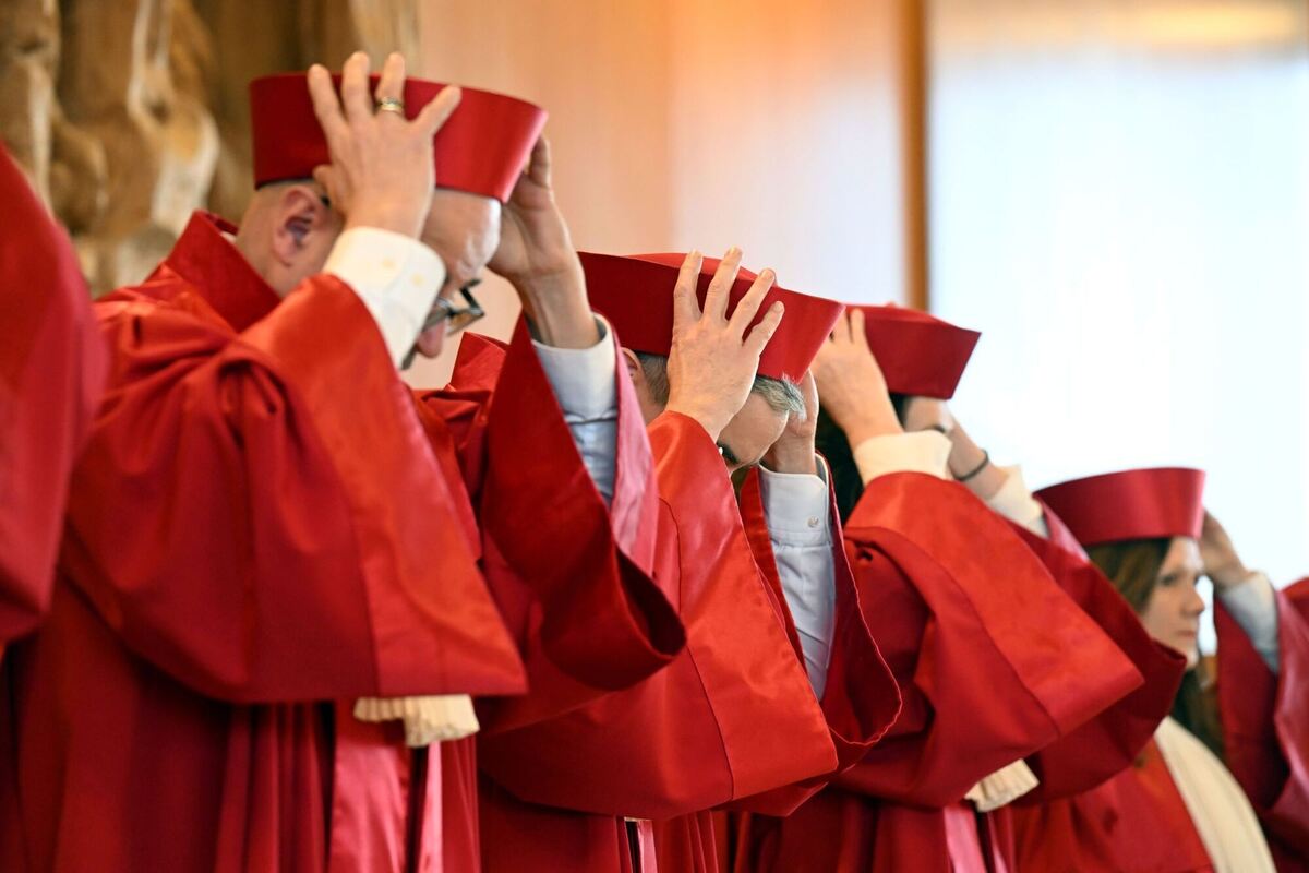 Bundesverfassungsgericht urteilt zu Polizeikosten Bundesverfassungsgericht urteilt zu Polizeikosten