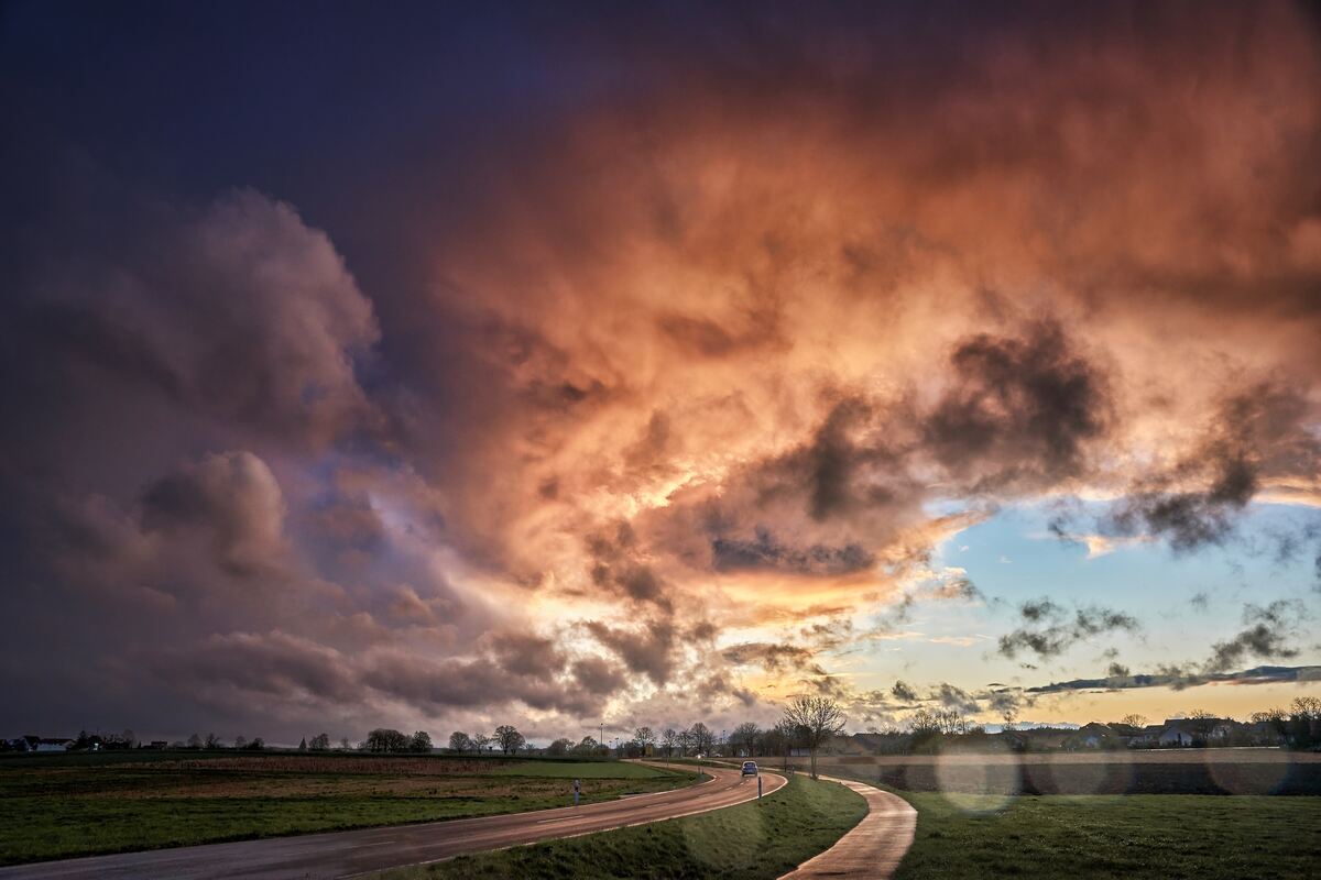 Gewitter Drama über Walddorfhäslach-Ingo Jakubkeb