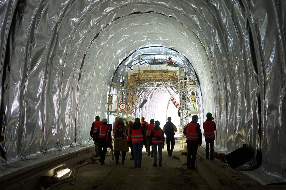 Tunnelarbeiten entlang der Ahrstrecke Tunnelarbeiten entlang der Ahrstrecke
