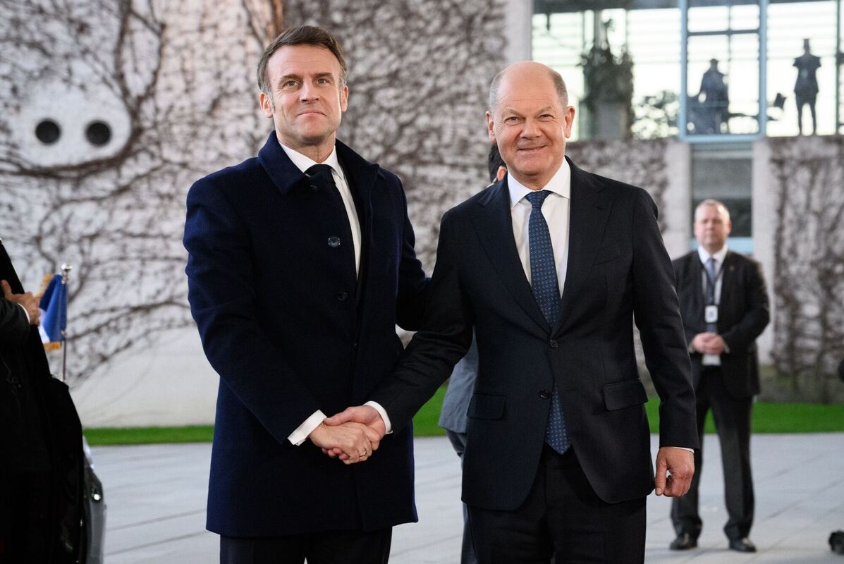 Frankreichs Präsident Macron bei Bundeskanzler Scholz Frankreichs Präsident Macron bei Bundeskanzler Scholz