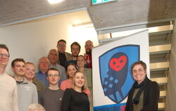 Vertreter der Metzinger Vereine, die bereits ein Schutzkonzept gegen sexualisierte Gewalt haben, der Stadtverwaltung und des koo