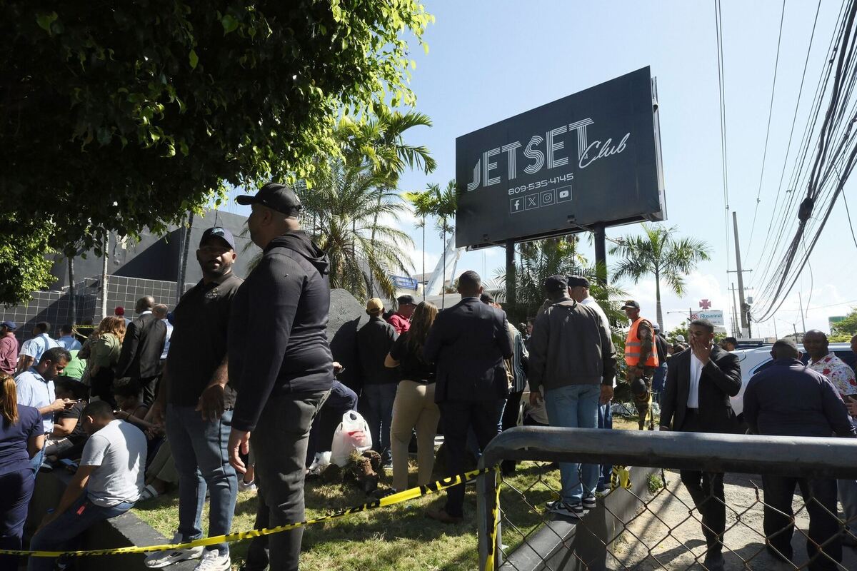 Disco-Dach Einsturz in Santo Domingo Disco-Dach Einsturz in Santo Domingo