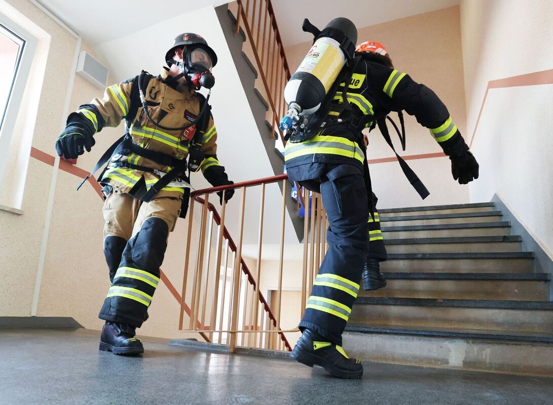 Zwickauer Hochhaus-Treppenlauf und Feuerwehr-Treppenlauf