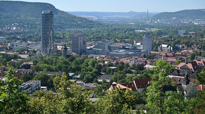 Konzepte Thüringer Kommunen zum Hitzeschutz Konzepte Thüringer Kommunen zum Hitzeschutz