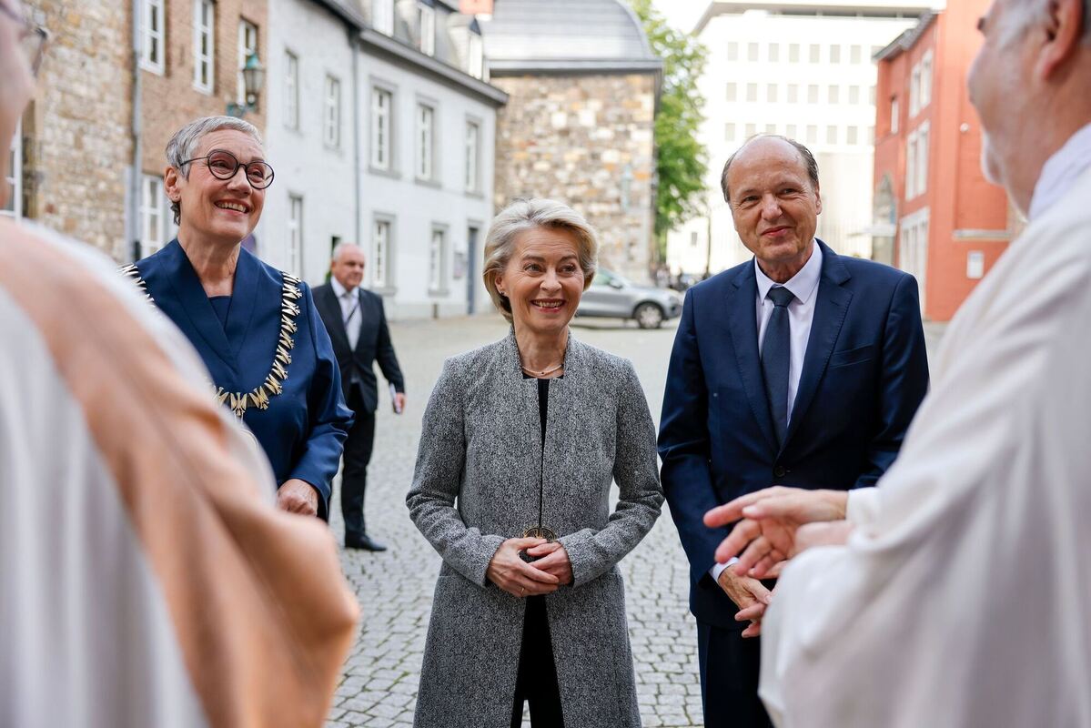 Internationaler Karlspreis 2025 - Pontifikalamt Internationaler Karlspreis 2025 - Pontifikalamt