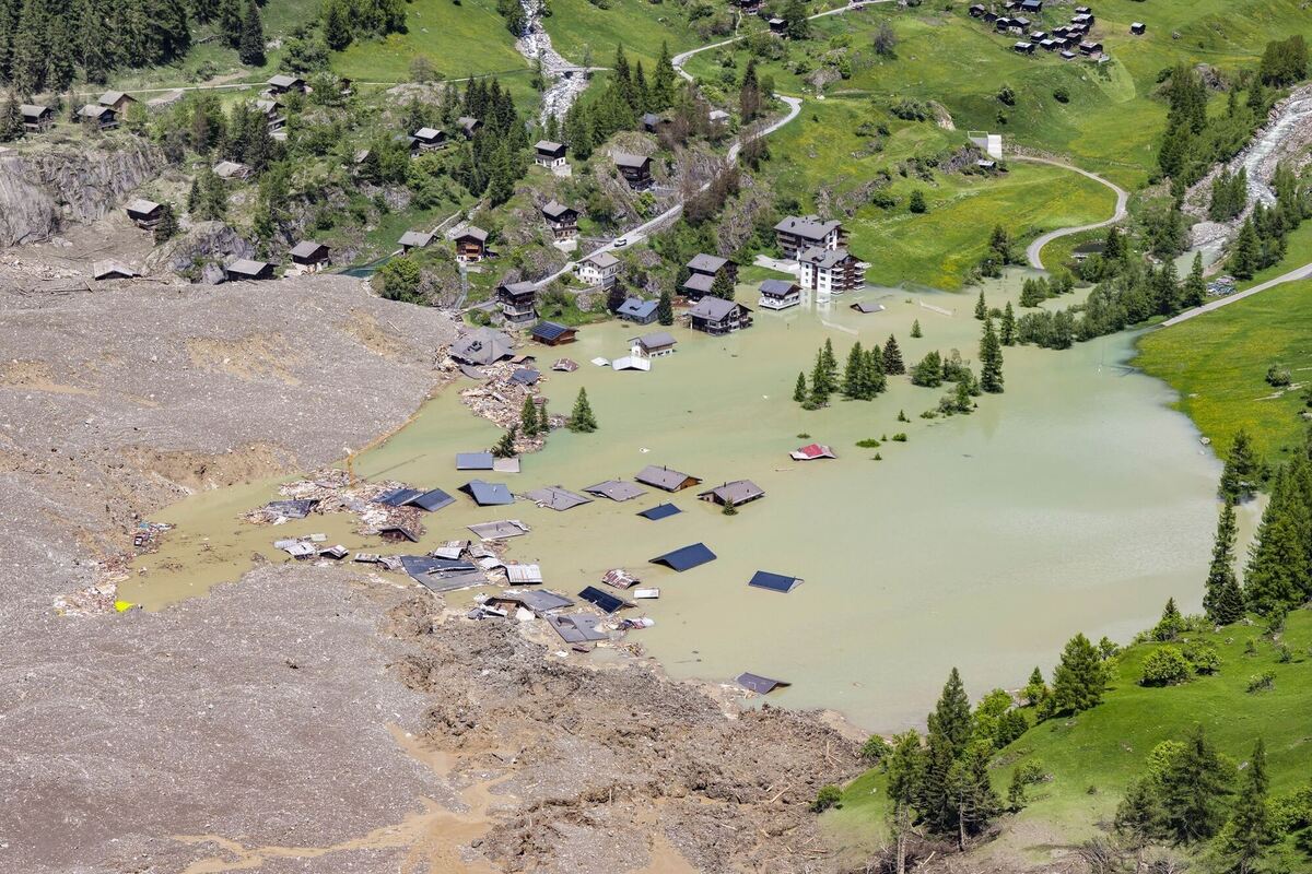 Gletscherabbruch im Wallis Gletscherabbruch im Wallis