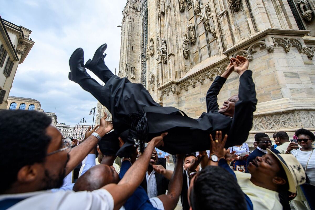 Weihe neuer Priester der Ambrosianischen Kirche