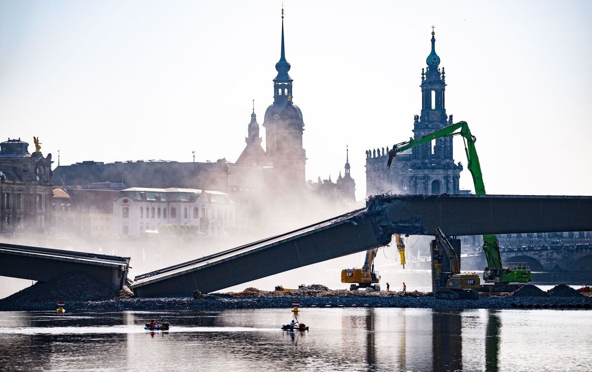 Carolabrücke Dresden: Abriss Carolabrücke Dresden: Abriss