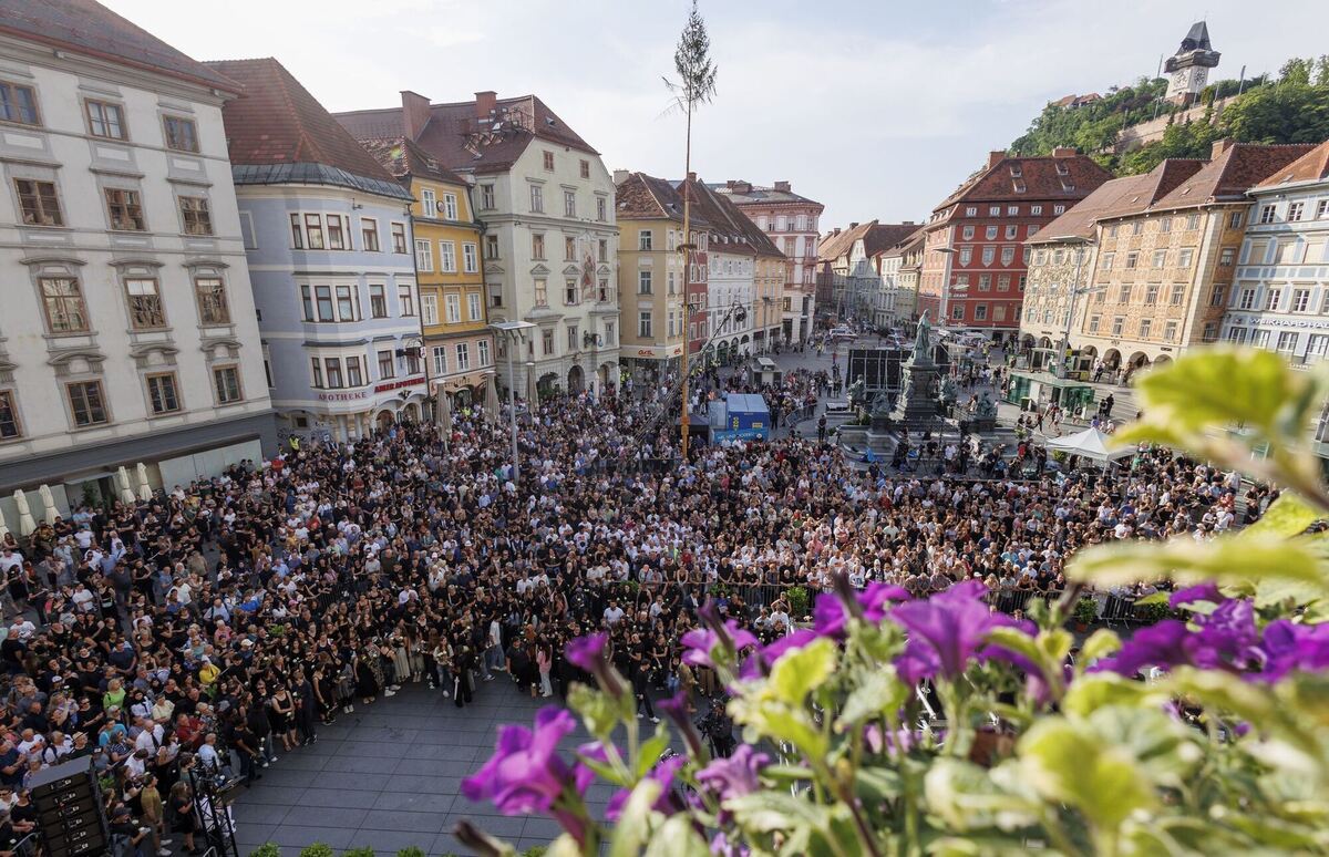 Nach dem Amoklauf an Schule in Graz Nach dem Amoklauf an Schule in Graz
