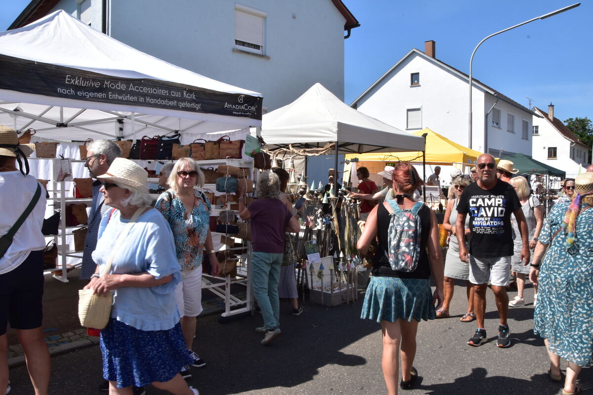 Rosenmarkt Mössingen FOTO MEYER039