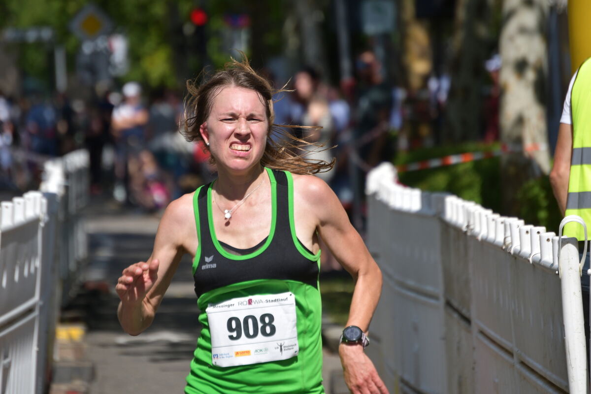 Hannah_Arndt_Sieg_Damen_10km (1)