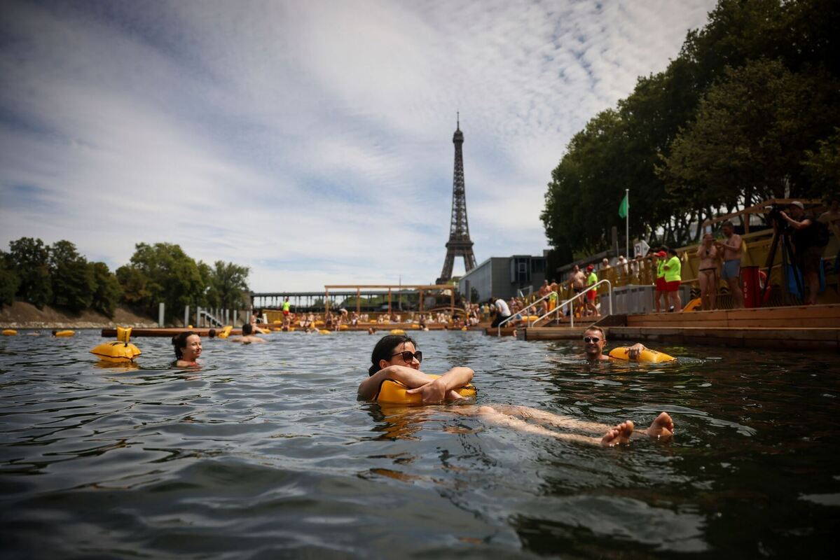 Schwimmen in der Seine Schwimmen in der Seine
