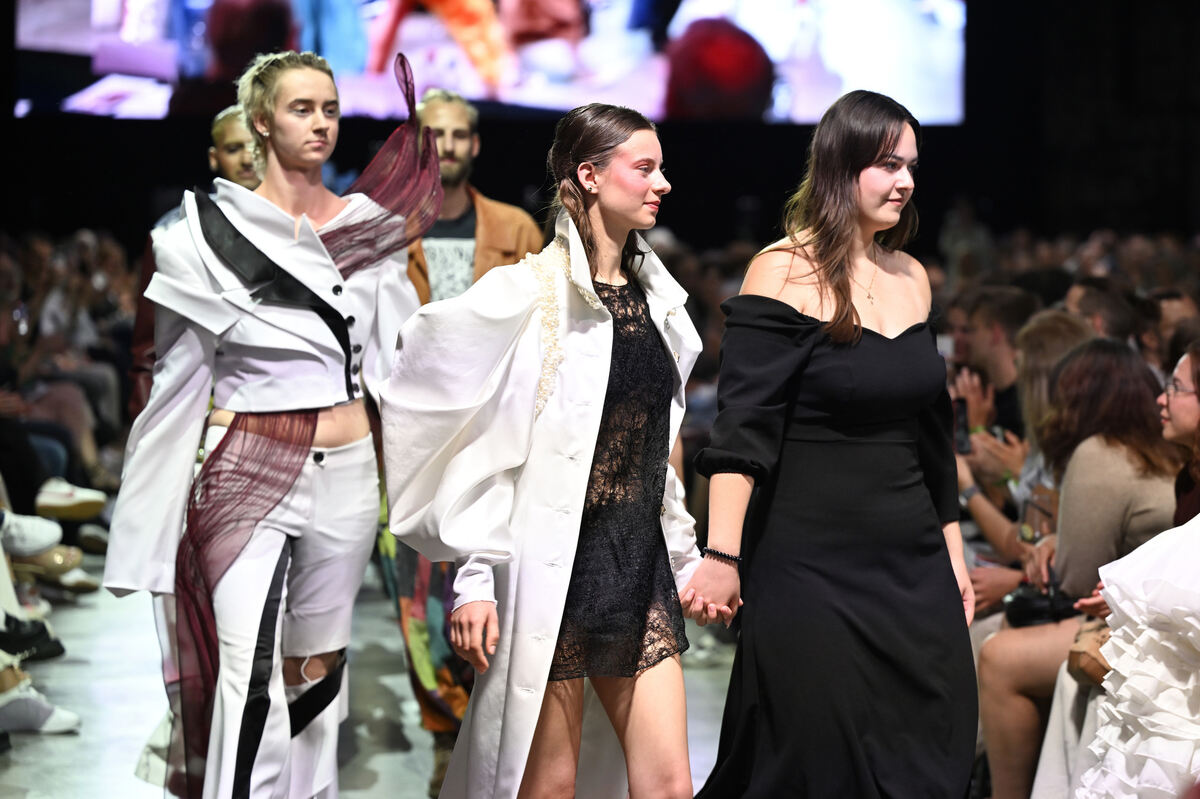 designline_25_pieth_90