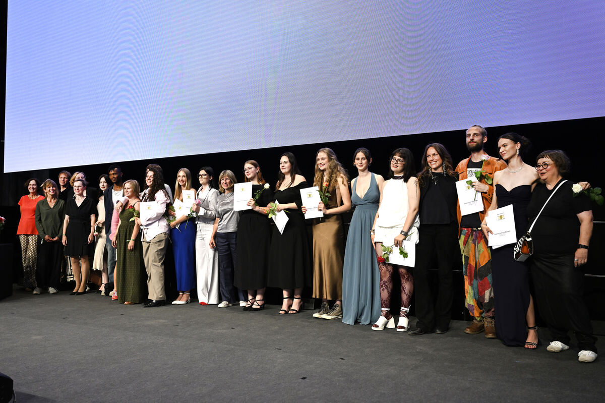 designline_25_pieth_100