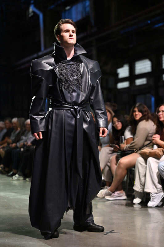 designline_25_pieth_77