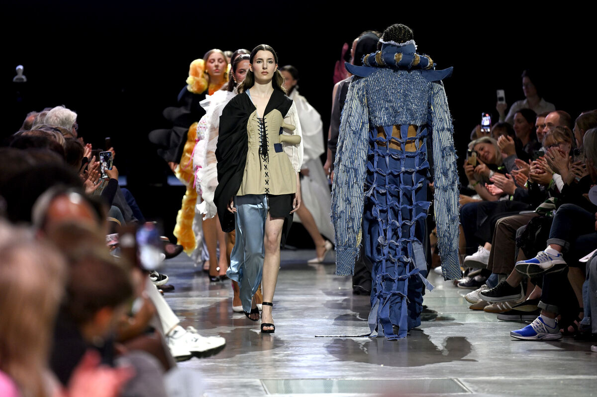 designline_25_pieth_82