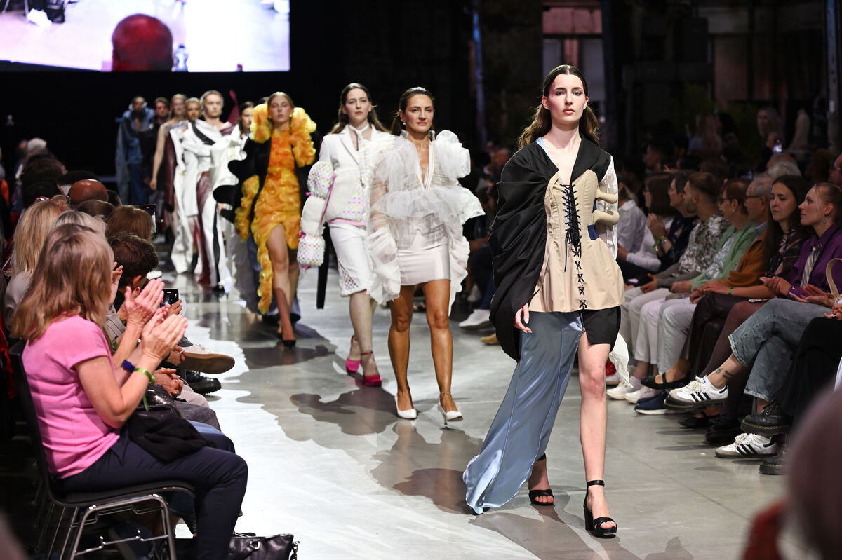 designline_25_pieth_83