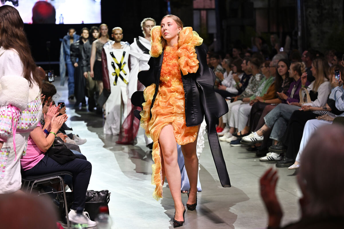 designline_25_pieth_84