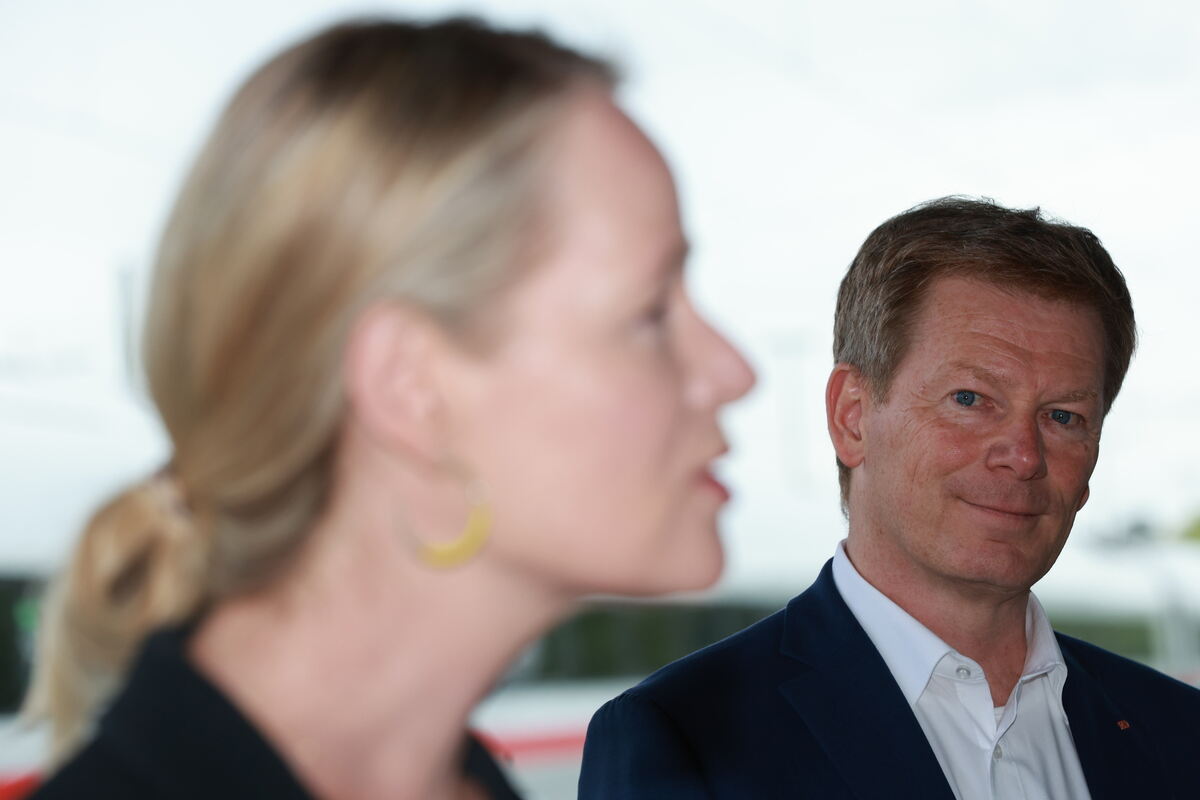 Zugtaufe_ICE_Bahnhof-RT_online_diet_240725__09