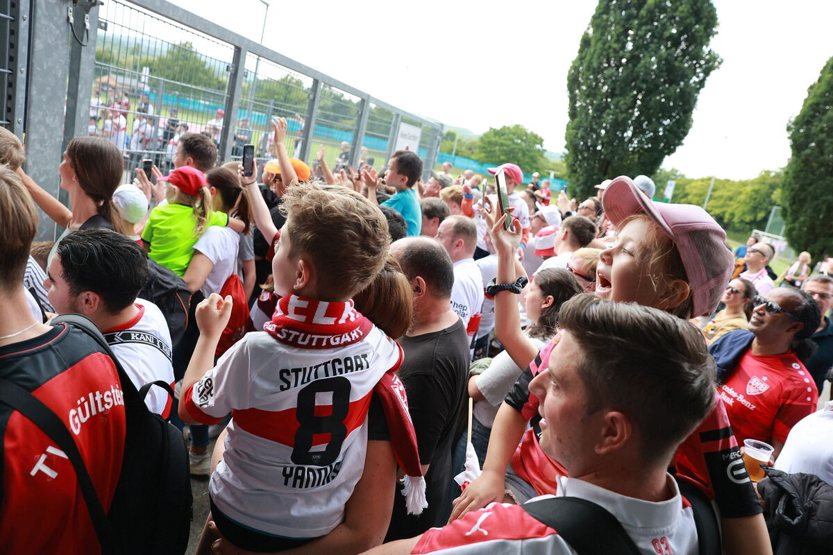 VfB Stuttgart vs Celta Vigo_RT_Kreuzeiche_diet_260525__04