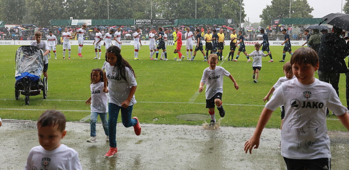 VfB Stuttgart vs Celta Vigo_RT_Kreuzeiche_diet_260525__11