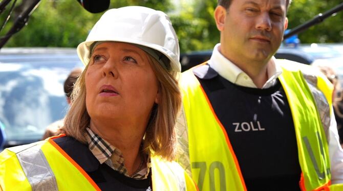 Sozialministerin Bas Sozialministerin Bas