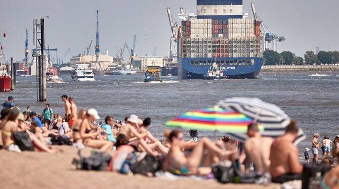 Elbstrand Oevelgönne Elbstrand Oevelgönne