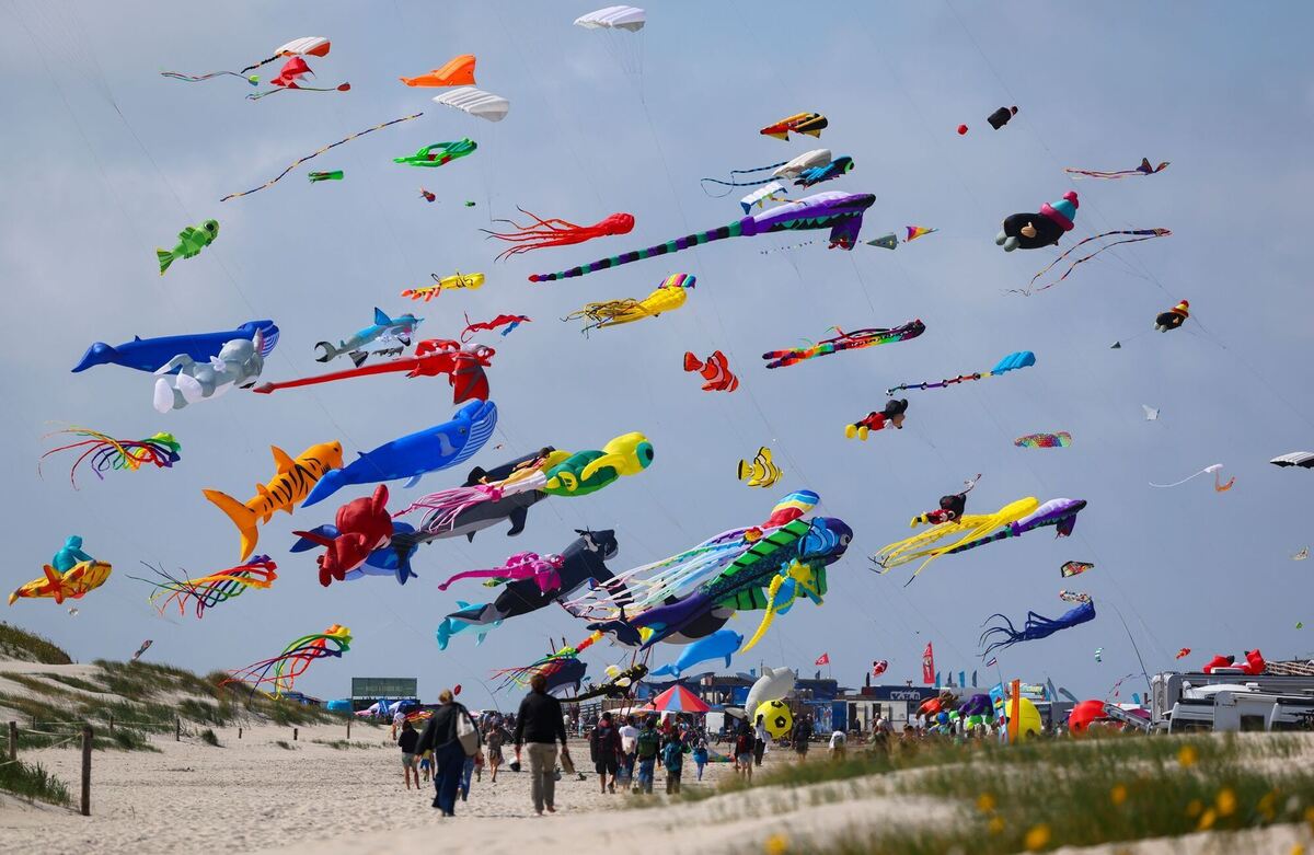 Buntes Drachenfest an der Nordsee Buntes Drachenfest an der Nordsee