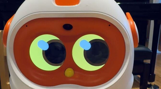 Luka, der Vorleseroboter Luka, der Vorleseroboter