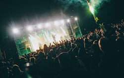 Die Band Willkuer beim Heimspiel 2024. Es kamen fast 3.000 Zuschauer.  FOTO: PR