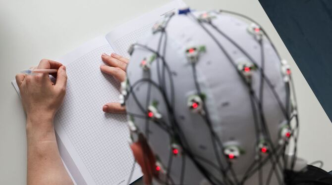 Internationaler Tag der Linkshänder Internationaler Tag der Linkshänder